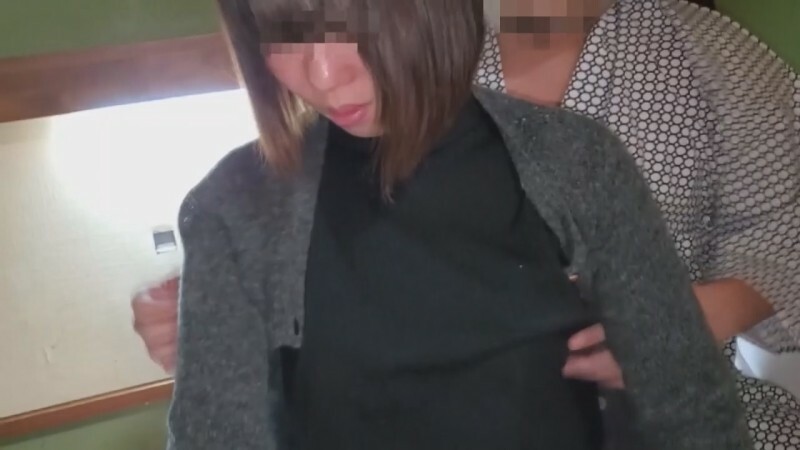 FC2-PPV-1798533 [个人] 三十岁老婆用大量精液弄脏阴道口在线观看