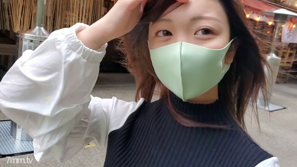 FC2-PPV-1805576 FC2-PPV-1805576 数量有限 [未经审查] 在 G 杯斜坡女孩敏感的身体上射出大量阴道射液！ （第1部分）