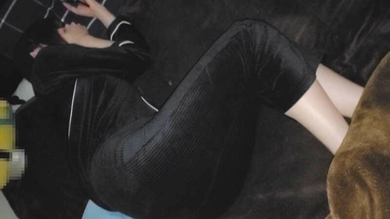 FC2-PPV-1817549 # 来逗留的高个子巨乳Pies Gonzo在线观看