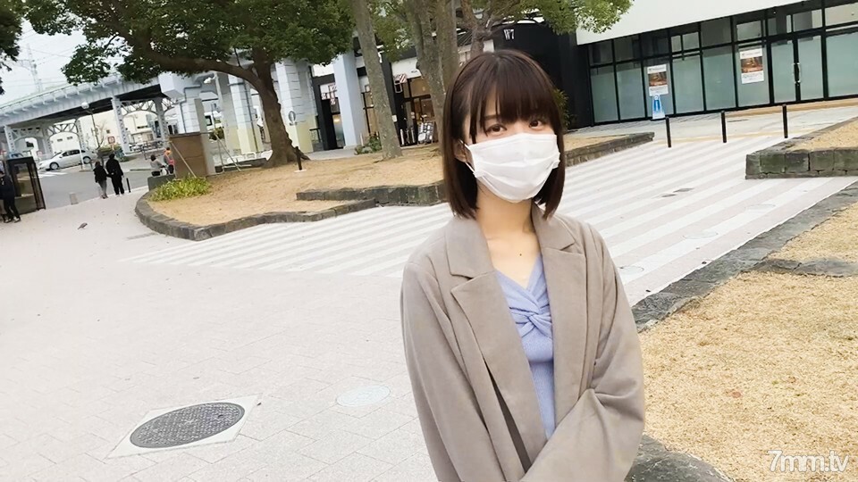 FC2-PPV-1847794 TKBZ # 012 ☆ 在东京的一家着名书店工作 ☆ 捷径黑髮美女 (26) 无毛女人在没有橡胶的顶部姿势同时炫耀这个阴道射液在线观看