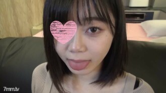 A 19-year-old city hall employee with idol-class looks. The beautiful face is sticky with plenty of rich semen.