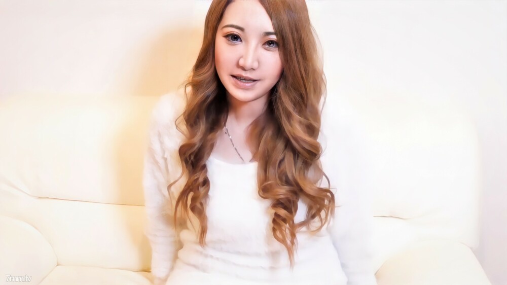 FC2-PPV-1870688 [否] [限量 100 件 2980 → 1480pt OFF！] 色情华丽光泽女性已婚女人♥️向Les NTR的丈夫炫耀♥️向其他已婚女性大量阴道射精！ ！！ ♥️*评论福利/性感电玩手淫♥在线观看