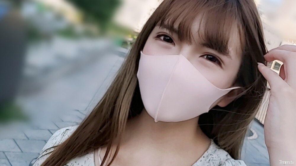 FC2-PPV-1886565 第一枪！ !!数量有限 [未经审查] 向我在家庭餐厅遇到的最美丽的女服务员两次中出！ !! （故事片）在线观看