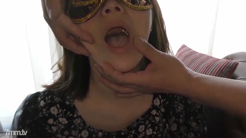 FC2-PPV-1905771 【私拍】38岁美肌人妻，欲罢不能①在线观看