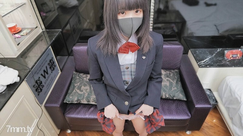 FC2-PPV-1911284 FC2-PPV-1911284 【個人拍攝】保奈美18歲制服蘿莉是尖叫的陰道射精乞討女兒【山地拍攝】