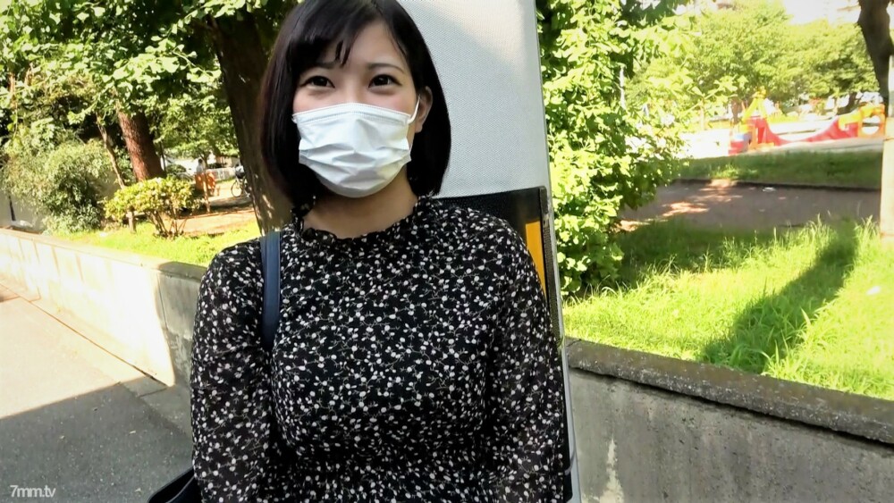 ★期間限定7/25(日)まで1,280pt!!【無/個】処女喪失は去年？！こぼれる爆乳♪彼氏持ち関西弁の清楚系調理師(22)を風呂＆ベッドでハメ倒し！！！※高画質レビュー特典あり