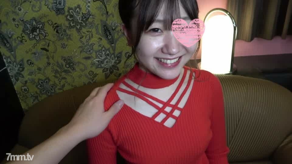 「찍은 것 지워주세요...」 19세 현역 아이돌의 알, 붉은 옷의 어울리는 슬렌더 미소녀를 무허가 판매. 꿈을 쫓는 순수한 소녀의 얼굴에 대량 사정.
