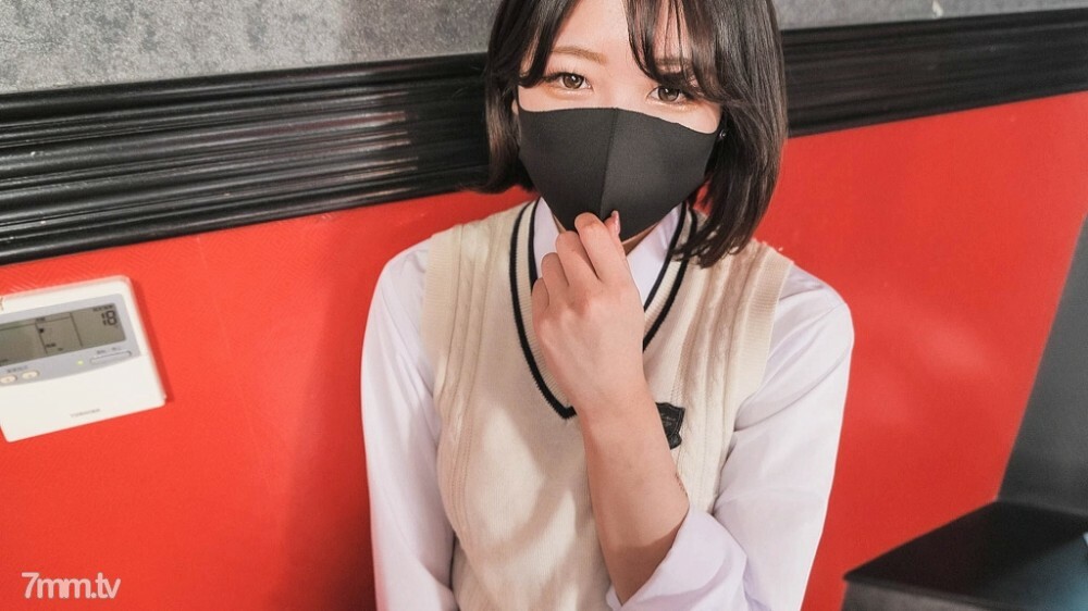 FC2-PPV-2180811 [个人拍摄]静香18岁风格♥杰出♥业余中出[山地拍摄]在线观看