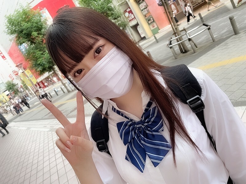 FC2-PPV-2247435 人生第一次住情人旅馆的美乳少女中出×2在线观看