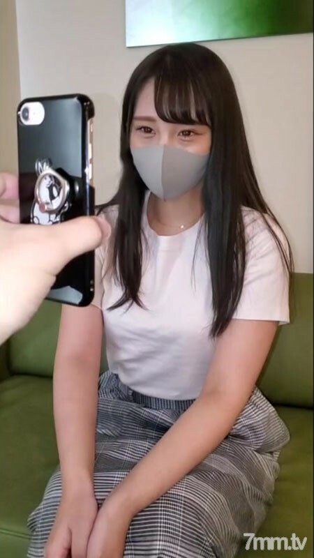 FC2-PPV-2306600 （2部作品共77分钟） 最多14 2980 [No]厚脸皮的黑髮美少女。我把它带到公共厕所并强行与多人一起犯下，这是未经授权的。 3P 视频分发作为一项特权。在线观看
