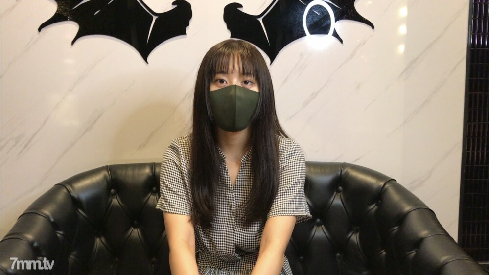 FC2-PPV-2360405 史莱姆奶医务室25岁。从严肃的外表散发出的闷热感 ●当你展示Po时，你的本性开始出现，，，→暨。在线观看