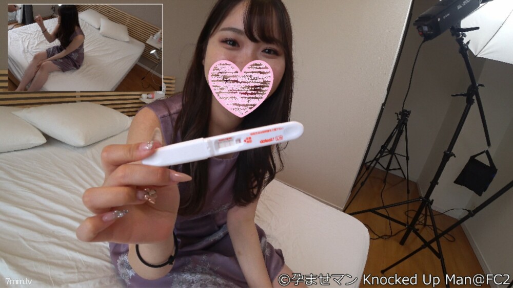 FC2-PPV-2360552 【新作，半价！ ] ♀307 女大学生Hina ◯ -chan 19 岁第二次Otsumu 和Omata 是宽鬆的白皙丰满的G 罩杯女士JD 在超级危险的一天再次成为真正的阴道射精！不开心的宝宝怀孕了（爆炸）在线观看