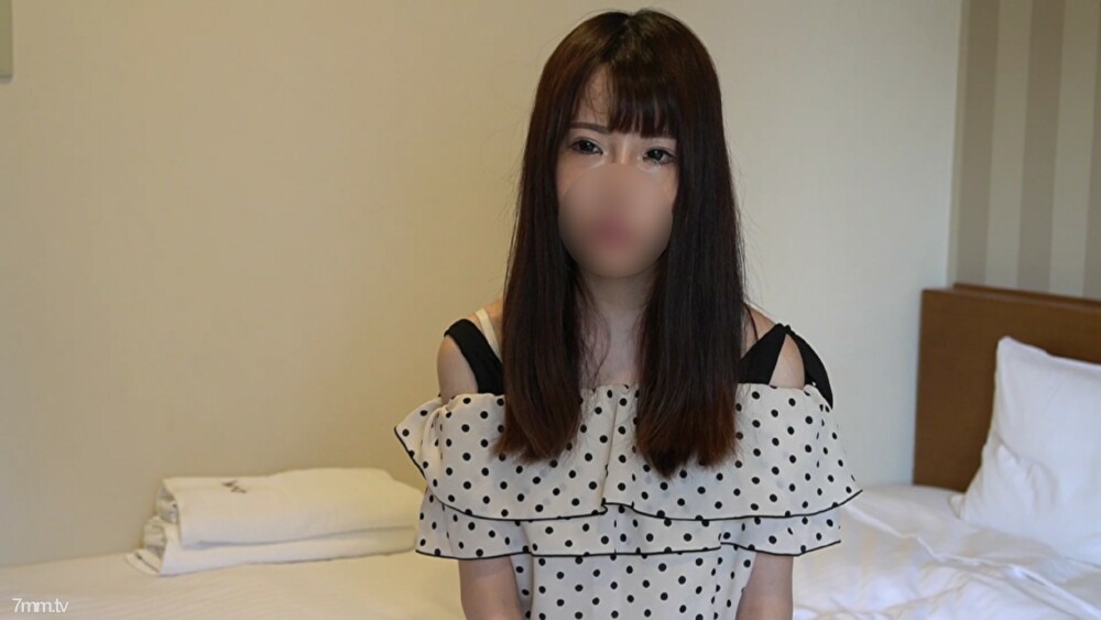 FC2-PPV-2372483 [否] [个人拍摄] Mel 22岁服装店员★ 穿着时髦衣服的苗条美女完全剃光了！鱿鱼两次后是生的！在线观看