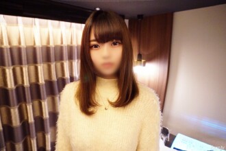 【顔出し】【無修正】【完全初撮り】お嬢様校に通う超激カワ清楚系１９歳現役生Fカップ。ピンク色のパイパンマンコにおじさんチンポ生ハメ無許可大量中出し