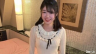 Isang inosenteng 18 taong gulang na batang babae. Nagtapon ako ng maraming maruming tamud sa isang walang karanasan na walang muwang na puke parehong hilaw at sa loob.