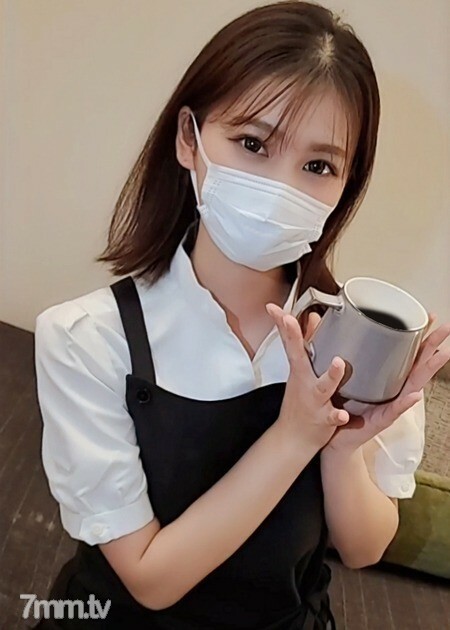 FC2-PPV-2431947 那个担心我经常去的咖啡馆的孩子·第一次拍摄第一次Iki第一次阴道射液※开放纪念特价今天结束在线观看