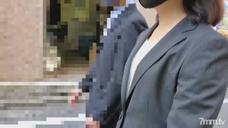 上司と女性部下。昼休憩中に濃厚接触…思いを寄せる上司に中出しされる女性社員。