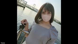 Nomer terbatas! ! [Tanpa sensor] Kencan senja dengan resepsionis di klinik kecantikan di pantai saat matahari terbenam... Kecabulan di balik pintu tertutup dan tembakan sperma vagina terakhir pada tubuh yang anggun! ! Ini karya terakhirnya...