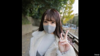 Penampilan Lengkap / Pemotretan Pertama! ! [Gaya sinema baru] Jumlah terbatas! [Tanpa sensor] Seorang gadis cantik dengan wajah idola menangkap semua air mani saya dengan mulut kecilnya ... Dengan malu-malu tenggelam dalam kesenangan dan ejakulasi di dalam vagina! !