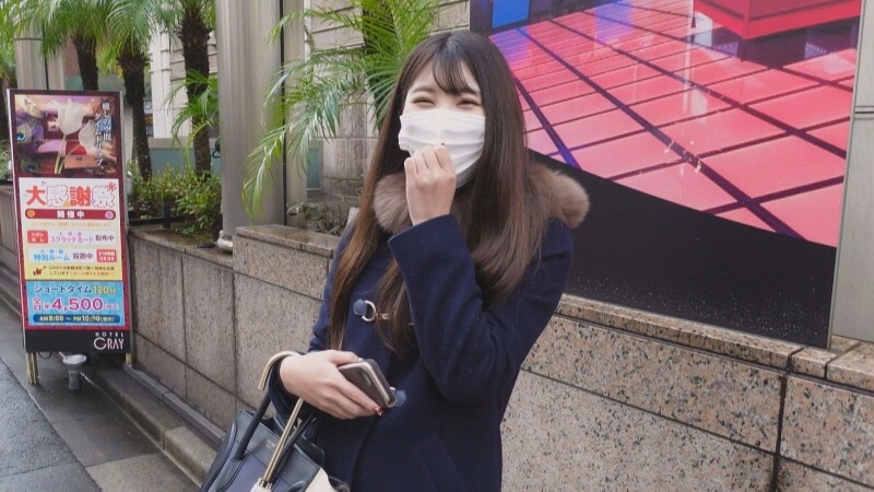 FC2-PPV-2536558 惊人的美人出现♥ 最重要的是拥有巨乳和紧緻有光泽的臀部的理想身材♪在线观看