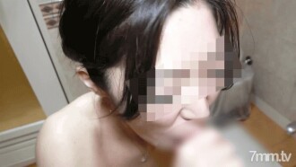 [No] Modest slender girl who is weak to push ♡ "I will put it out in my mouth" "Yeah ♡" "I can insert it raw" "Yeah ♡" The last is unauthorized vaginal cum shot ww The obedient daughter is covered with semen by two ejaculations in the mouth