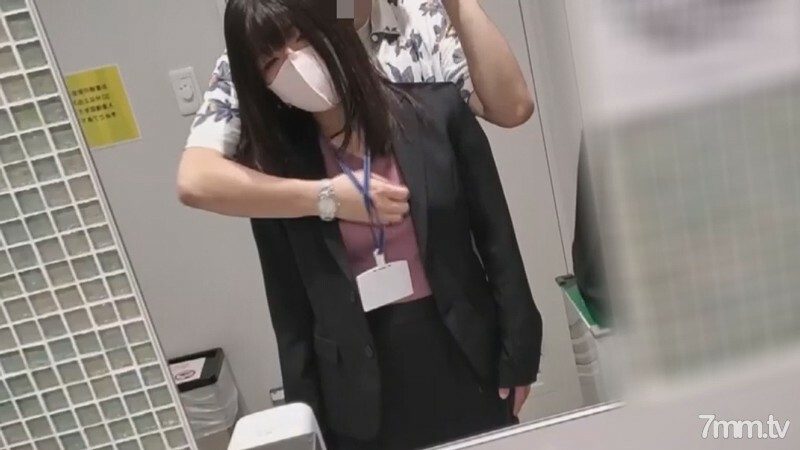 FC2-PPV-2641722 马鞍坐上前同事后第一次出手*100不输给冷的特价在线观看