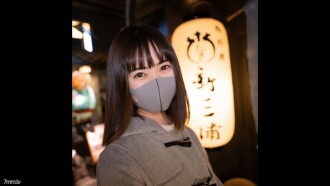 初撮影【新シネマ画風】個数限定【無修正】どこか寂しげで一途で真面目な女子大生・・・徐々に色濃く乱れていく美白の身体に2回膣内射精。恋に落ちいる寒い日の夜だった（長編）