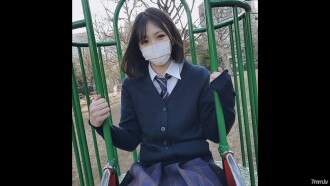 FC2-PPV-2654198 第一槍！ ！！數量有限！ [未經審查] 將引誘我的學生帶入封閉房間，淫穢通姦到宵禁！ ！！第一次陰道精液射向隱藏巨乳的女學生，擾亂她的製服並表現出大膽的愚蠢！ ！！