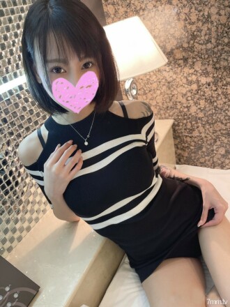[Personal shooting] SEX out to a beautiful receptionist who is addicted to cock who can not help but begging for an erection cock while dripping lewd juice from a nasty pussy !! Receptionist: Tsubasa (24 years old)