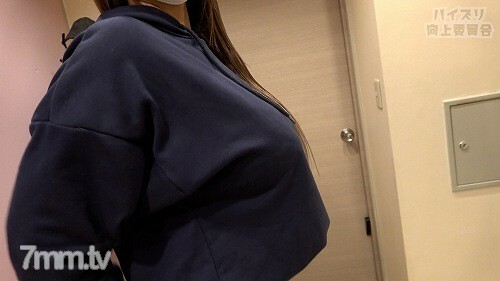 FC2-PPV-2675206 * 限定【奶操衣服捏】神奇的Lcup gal是第一次操！借比脸还大的巨乳，干妈餵奶打手枪两次射精！ [初次限定福利：母乳喂奶打手枪]在线观看