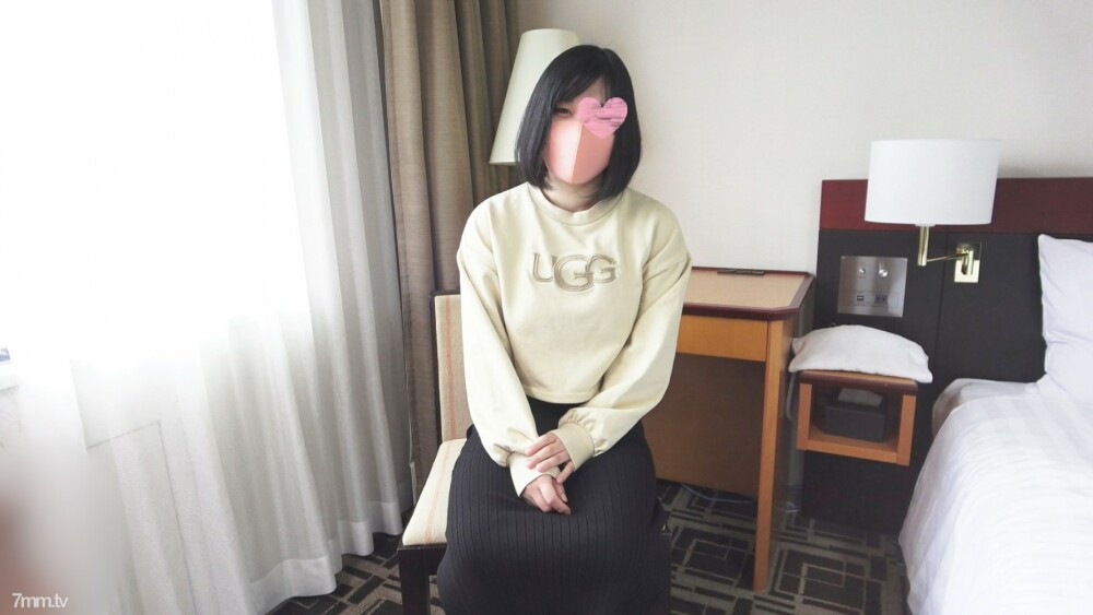 FC2-PPV-2684012 【否】戴绿帽子20岁产母乳的年轻妻子，稀有价值极高。不满足老公粗下巴第一次奇闻趣事♥丰满的身体巨乳溢出大量的母乳太色情了！第二个人安全地怀孕了阴道射精♥在线观看