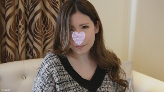 [Tiro pessoal] Kaho 37 anos Uma grande quantidade de esperma vaginal injetada em um sedutor copo G linda esposa linda de seios grandes