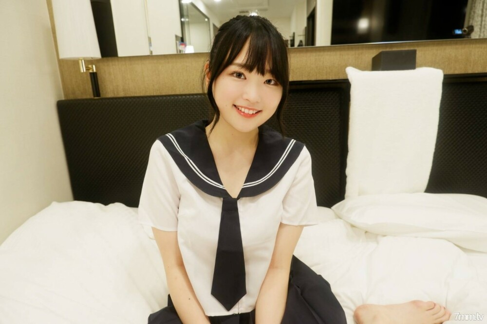 FC2-PPV-2686299 国宝级巨乳拥有者，白皙F罩杯美乳已被金钱的力量阴道射精！ ② 第二次在线观看