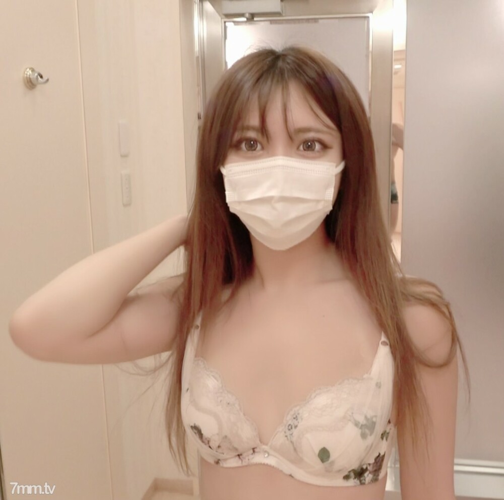 FC2-PPV-2696781 * 从害羞的女孩到失踪的女孩，长辈的珍藏记录在事情发生之前提前发布！ [在洗澡时有调情的好处]在线观看