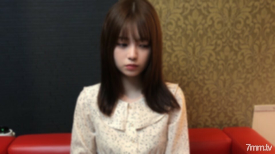 FC2-PPV-2763672 又是国民偶像的S级美少女。压倒性的透明度，阴道精液射入皮肤白皙纤细的身体。奇蹟发生了两次！ FC2-PPV-2763672在线观看