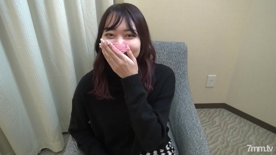 FC2-PPV-2779580 【第一枪】假装认真，其实是睦助部。我出土了这样一个孩子！ FC2-PPV-2779580在线观看