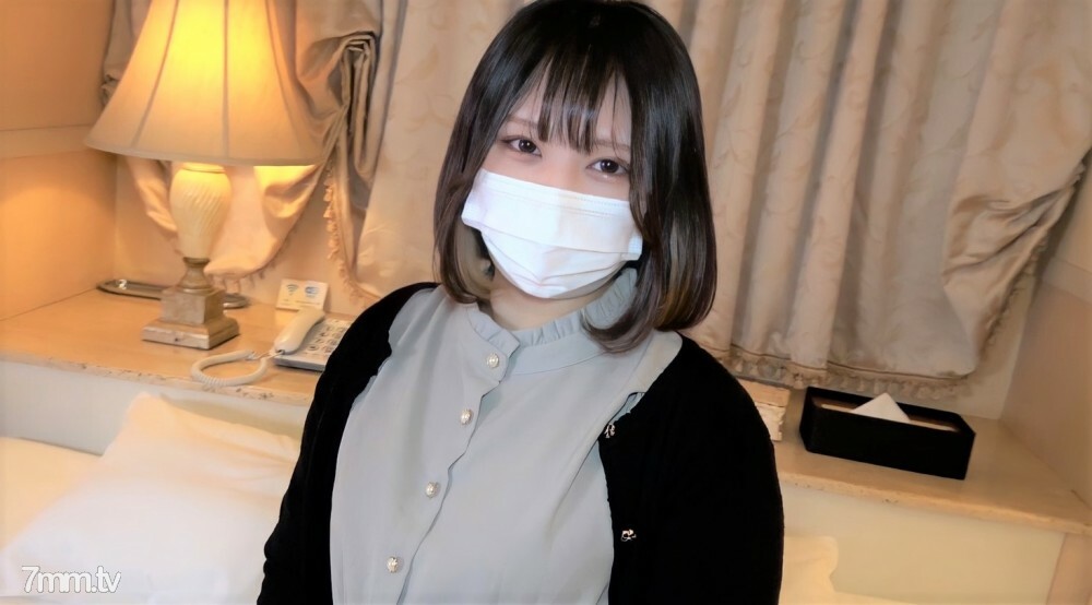 FC2-PPV-2828637 [否] [OFF 到数量有限的 980pt！] 一个小可爱的偶像脸，身高 148 厘米和最小的身体。-2828637在线观看
