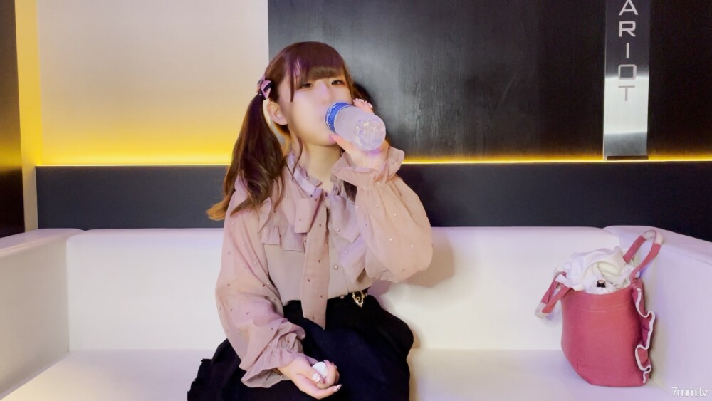 【ツインテール×ロリ娘再び】世の中舐めた生意気娘に遂に制裁顔射。 FC2-PPV-2855857
