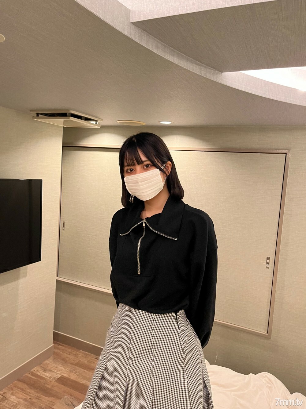 FC2-PPV-2908113 18 岁天真美少女小拉娜和承诺外的阴道射精......我很期待蚀刻，但我很期待蚀刻，最后我要暴露我的脸 FC2 -PPV-2908113在线观看