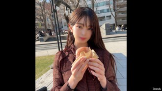 完全顔出し！個数限定！【無修正】やはりこの子は美しく可憐だ・・・女子高◯を中退しアイドルになった訳あり美◯女と念願の再会。美顔を苦悶に満ちらせ喜び悶える美体に2回生中出し！！ 