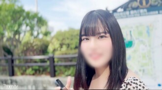 "First Shooting" "Complete Appearance" Innocent school black hair female college student! I am very excited about the appearance that I feel embarrassed in front of the camera! Intense piston at the end is a large amount of vaginal cum shot acme!