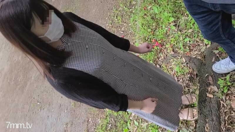 FC2-PPV-3086310 [个人]年轻的妻子被扔进垃圾箱。珍惜这份感情的姐姐说：“请让这成为最后一次吧。”你怎么看？在线观看