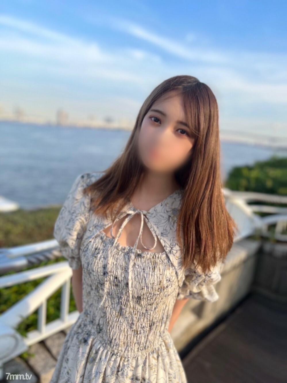 FC2-PPV-3091929 【超绝☆潮吹】【全貌】19岁还年轻的整洁女大学生的成人日。毛茸茸的敏感猫大量喷出无法停止。在线观看