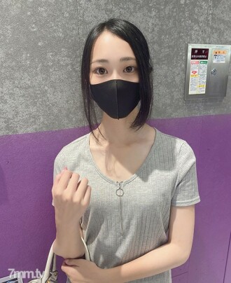 1 week only 2480→1480 A shy, fair-skinned, tall, slender girl whose hobby is running is tailored to her liking.