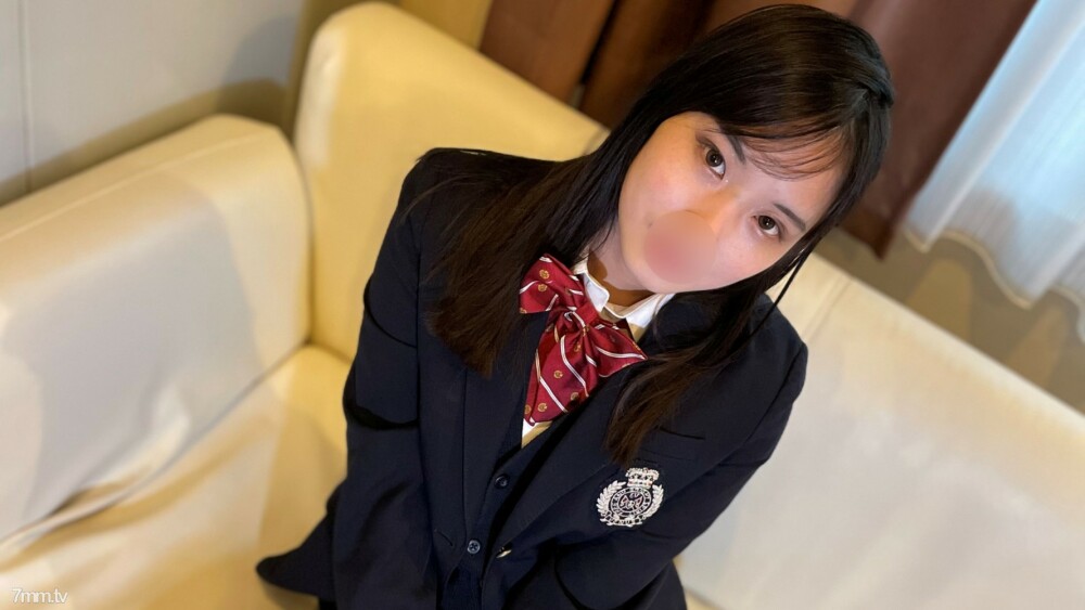FC2-PPV-3125800 【一无所有】干净利落的美女纯真制服奇闻趣事在线观看