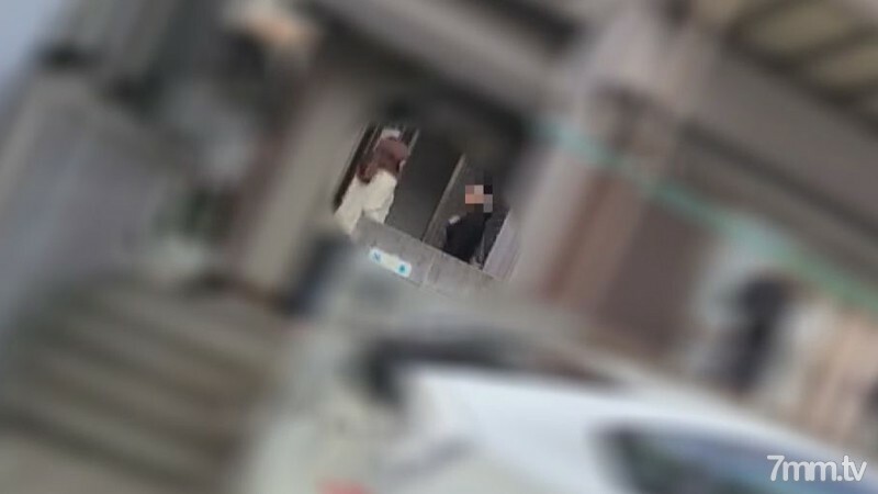 FC2-PPV-3133512 [个人] 走访苗条已婚妇女的家，夺走与她妈妈朋友的友谊。被妈妈朋友看到了。 . .在线观看