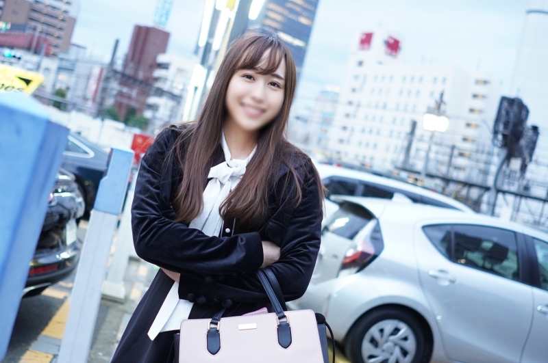 FC2-PPV-3137016 [未经审查] 即时规模采访♡我遇到了一个自然的女大学生，并在 3 分钟内没有口交 gokkun 和没有橡胶的阴道射精！在线观看