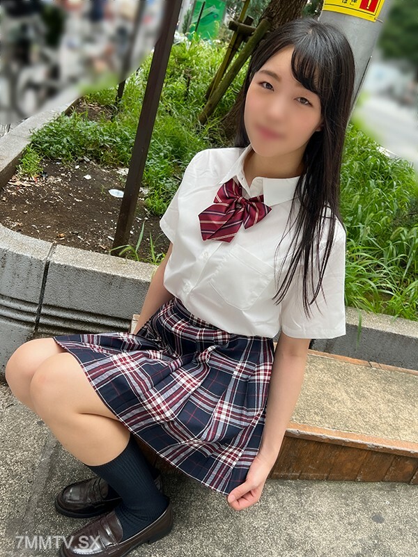 FC2-PPV-3142624 *数量有限* [Hentai/De M/J/K Date] Shino-chan 18 岁“影响”Iki Tide 大规模井喷女儿叔叔多次插入十几岁的阴道。在线观看