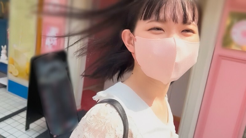 FC2-PPV-3175994 *首发限量*【纯情/清纯女友】E罩杯美巨乳娃娃脸少女18岁「看我们做爱！」在线观看