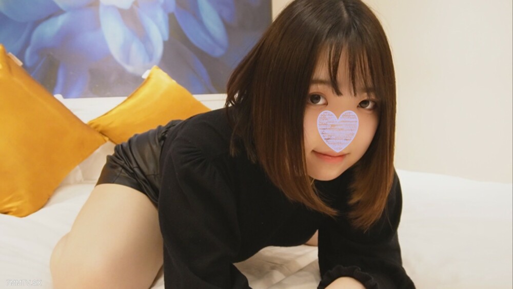 FC2-PPV-3176084 [单人拍摄] Yurine 22岁G罩杯巨乳湿剃阴户女大学生集体阴道射精在线观看